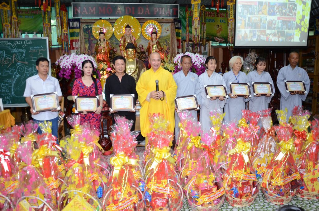 TP.HCM: Lễ Tổng kết khóa tu thiền và Hội từ thiện chùa Pháp Tạng
