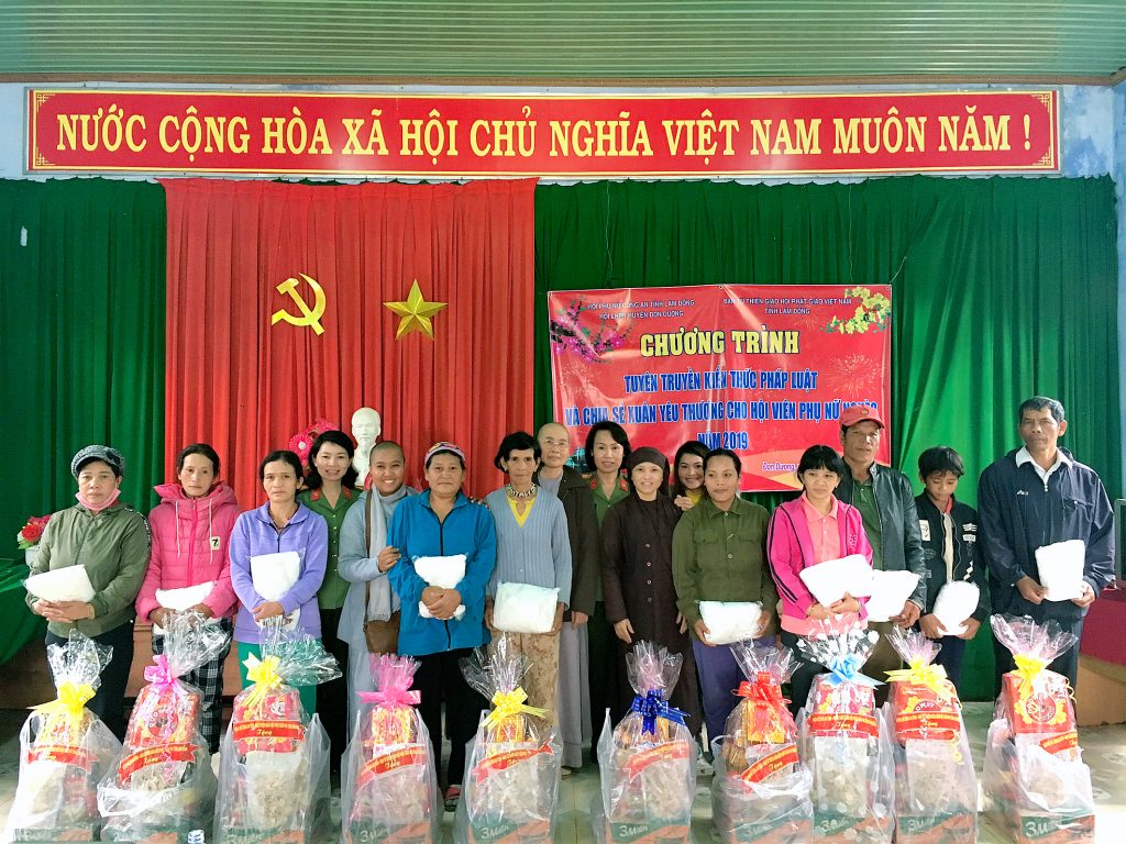 Lâm Đồng: Ban Từ thiện tặng quà đến Bệnh nhân nghèo và đồng bào có hoàn cảnh khó khăn tại huyện Đơn Dương