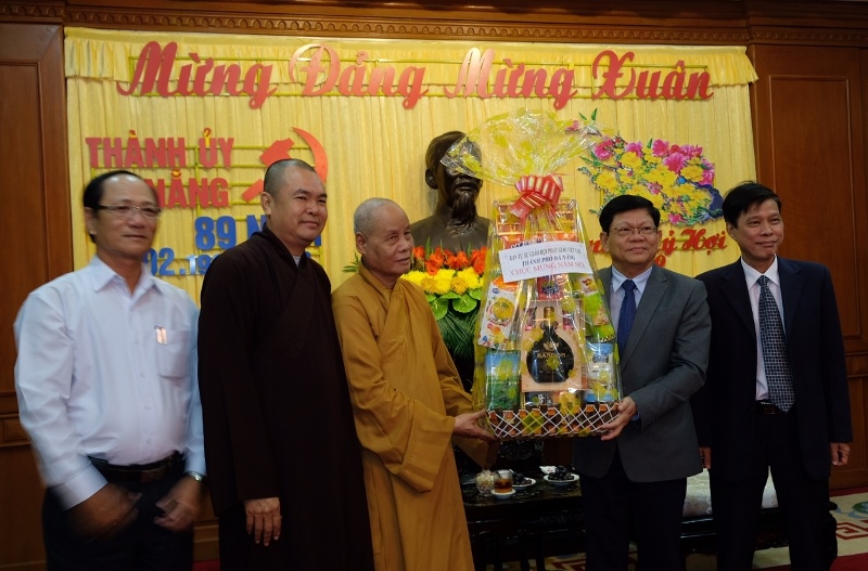 Đà Nẵng: BTS Phật giáo thành phố chúc tết lãnh đạo chính quyền