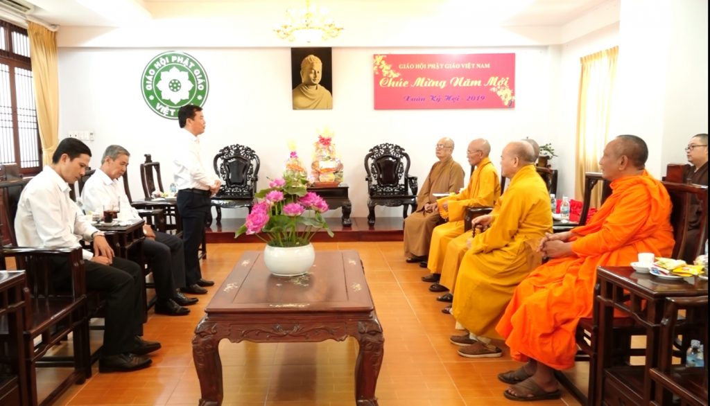 TPHCM: Video UB MTTQVN tỉnh Bến Tre, chúc tết chư Tôn Giáo phẩm HĐTS