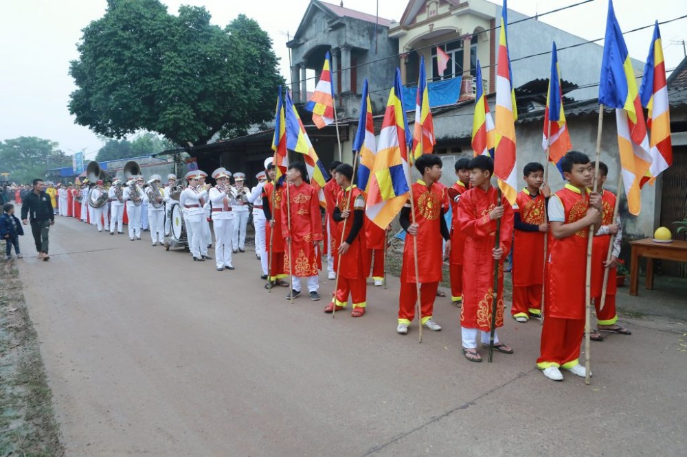 Thái Nguyên: Chùa Nông Cúng cung nghinh Tôn tượng chư Phật lên Bảo tòa