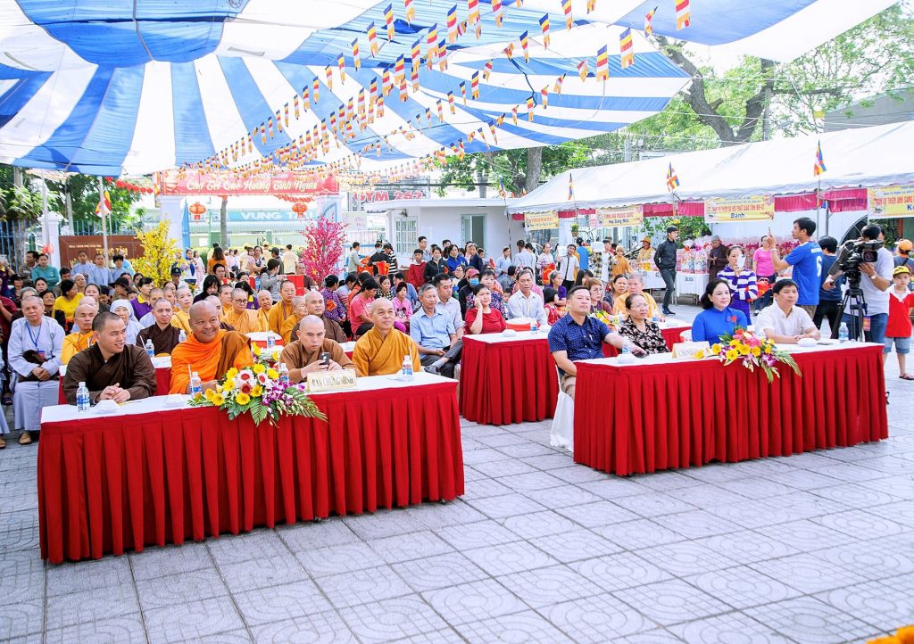 Bà Rịa- Vũng Tàu: Chương trình "Chợ Tết Quê Hương Tình Người" Ban Từ thiện Phật giáo tỉnh tổ chức