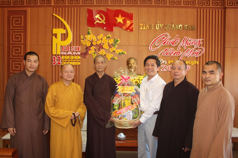 Quảng Nam: BTS Phật giáo tỉnh chúc tết lãnh đạo chính quyền