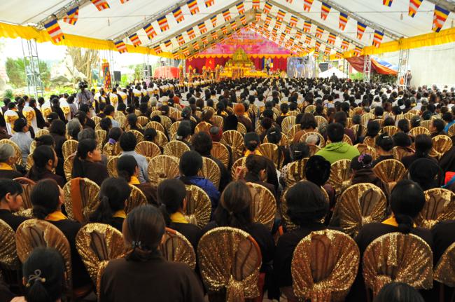 HT Thích Bảo Nghiêm thuyết giảng tại chùa Khai Nguyên