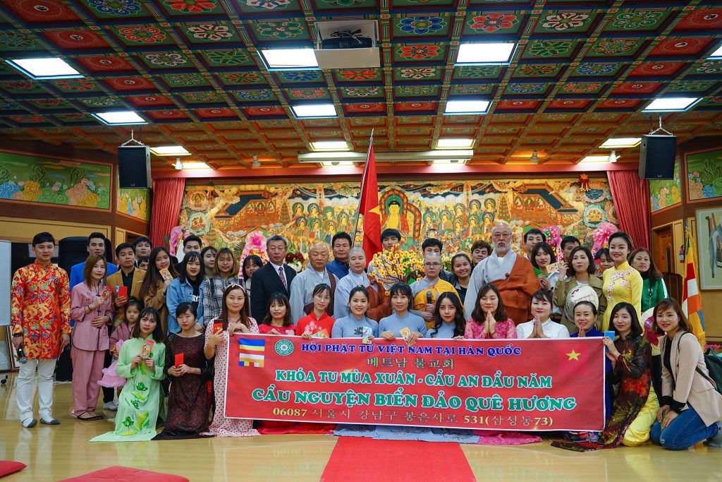 Hàn Quốc: Hội Phật tử Việt Nam tổ chức Khóa tu mùa Xuân- Cầu An- Cầu nguyện biển đảo