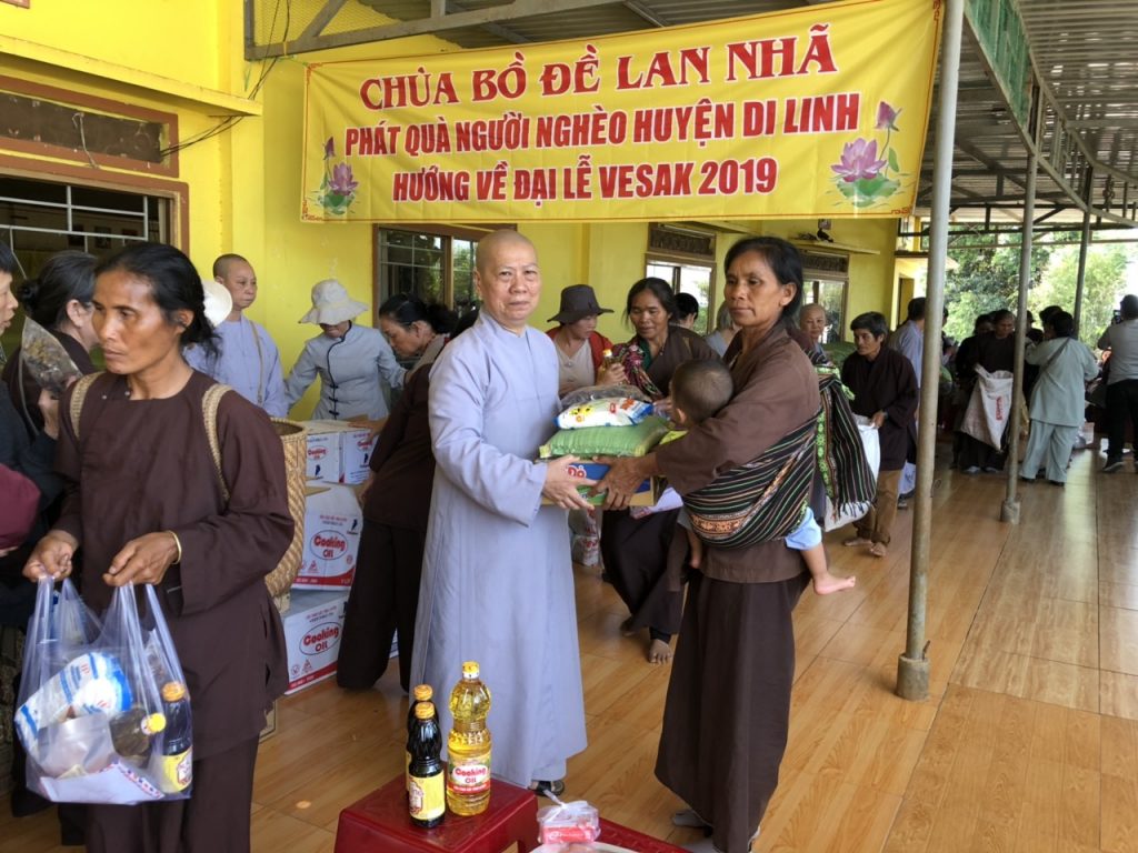 TP. HCM: Chùa Bồ Đề Lan Nhã trao yêu thương đến đồng bào dân tộc