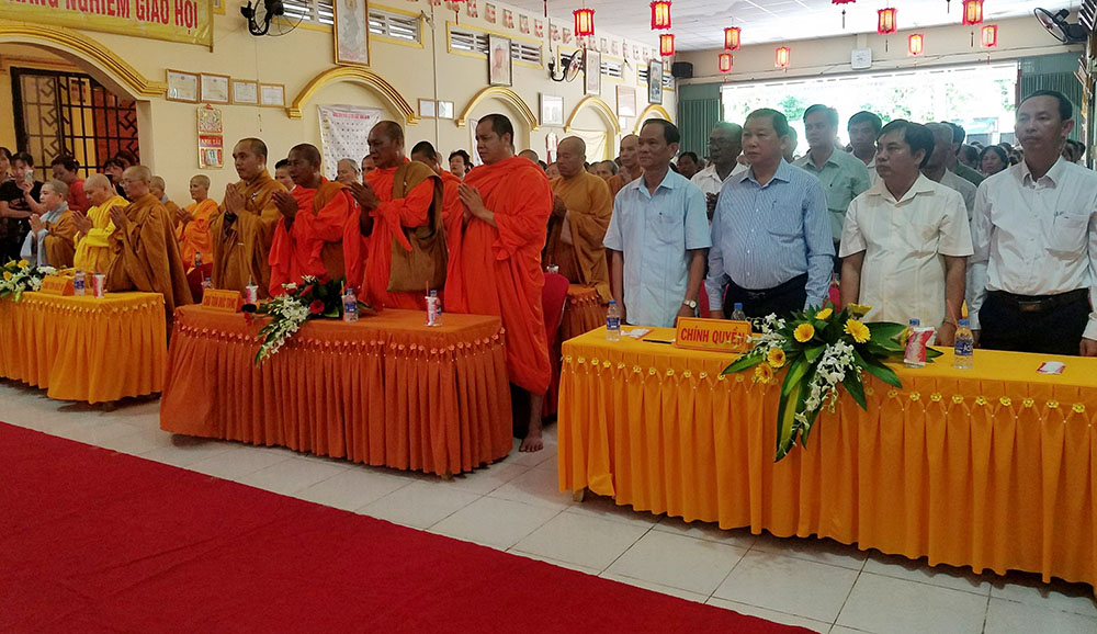 Kiên Giang: Phật giáo huyện Giồng Riềng kính mừng Phật đản PL. 2563- DL. 2019