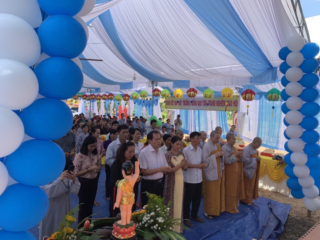 Bình Phước: BTS Phật giáo huyện Bù Đăng tổ chức diễn hành xe hoa và Đại lễ Phật đản PL. 2563