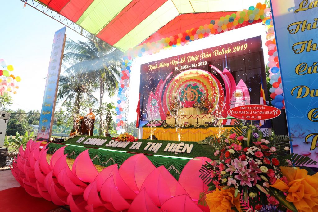 Phú Yên: BTS Phật giáo TX Sông Cầu long trọng tổ chức Đại lễ Phật đản Vesak 2019