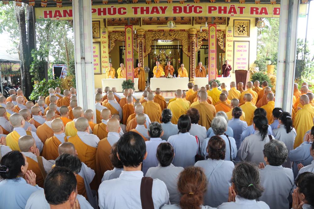 Đồng Nai: Ban Trị sự tỉnh thăm trường hạ Phật giáo huyện Xuân Lộc