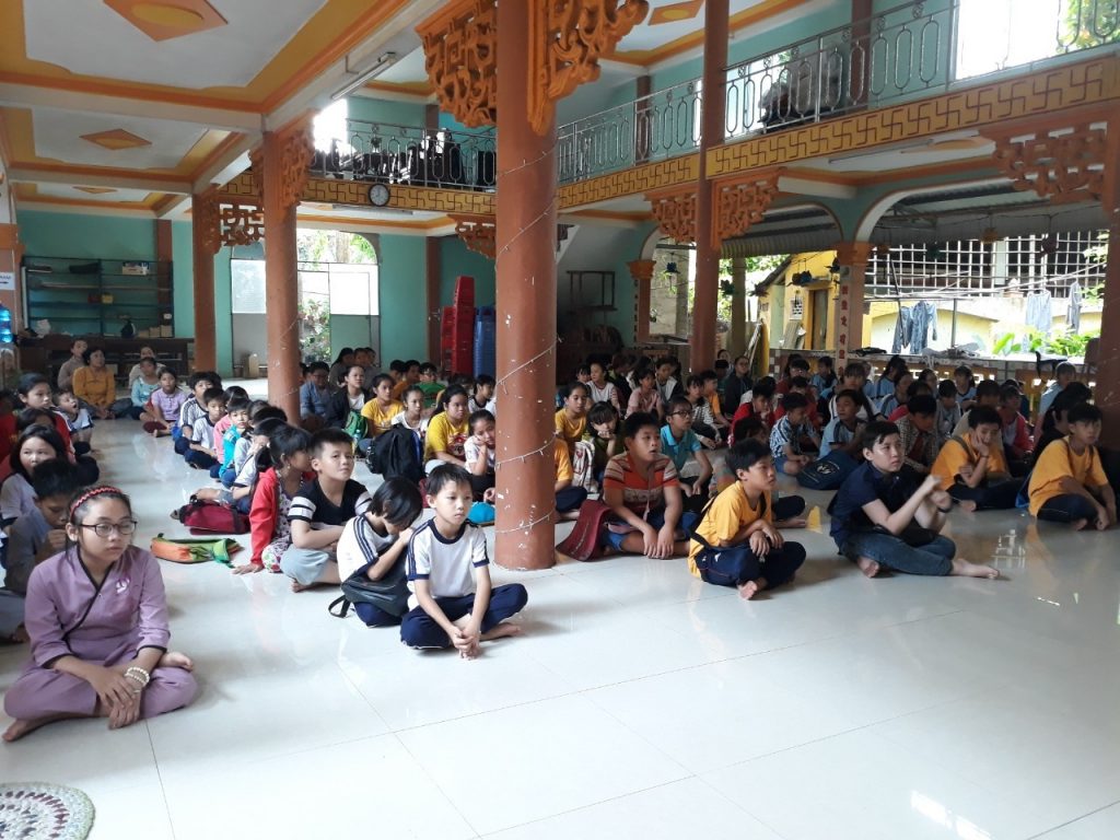 Đồng Tháp: Khai giảng Lớp sinh hoạt hè 2019 – Bồi dưỡng đạo đức và kỹ năng tại chùa Linh Quang