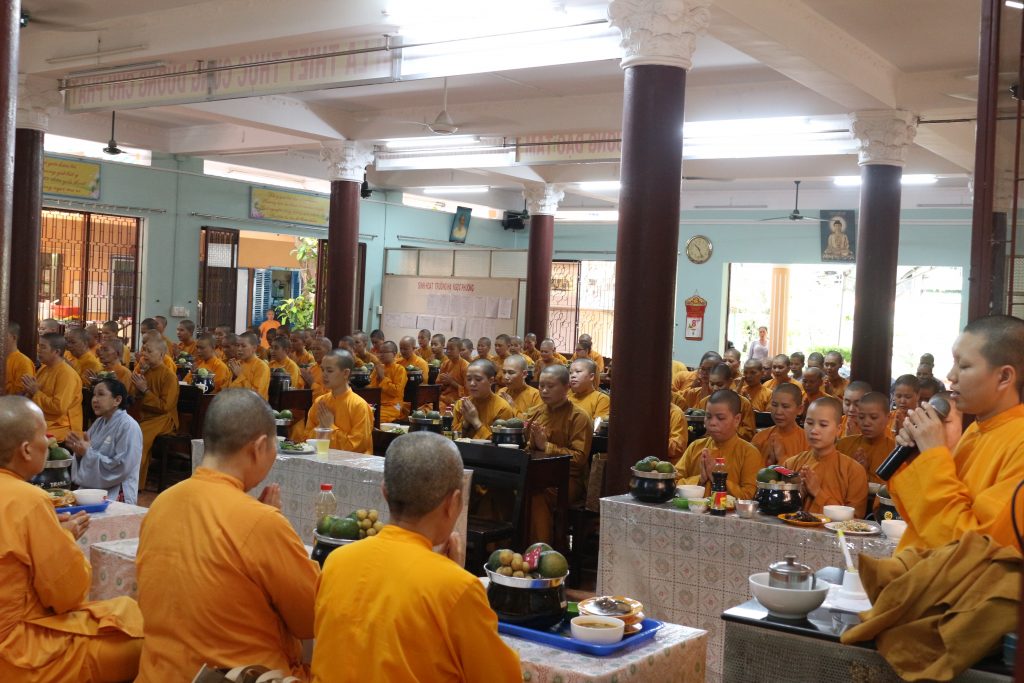 TP.HCM: Tịnh xá Ngọc Quang – Trà Vinh cúng dường Trường hạ Tổ đình Ngọc Phương