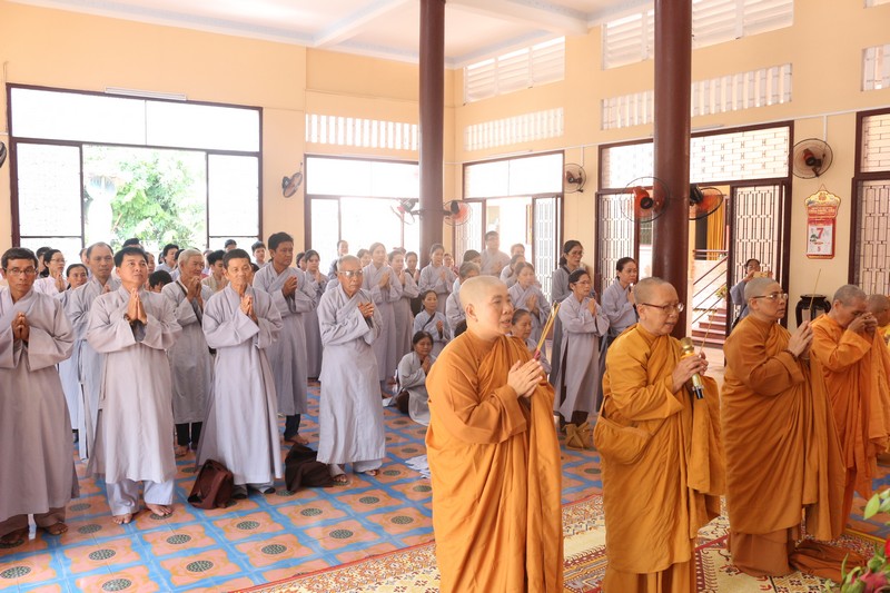 TP.HCM: Các miền Tịnh xá cúng dường trường hạ Tổ đình Ngọc Phương