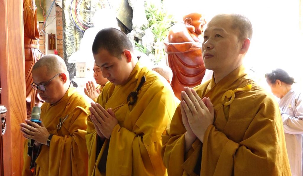 TP.HCM – Chùa Minh Đạo tổ chức cúng dường trai tăng hoàn đàn Kinh Địa Tạng