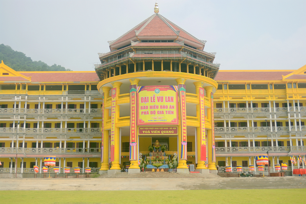 Hà Nội: Ngày đầu tiên – đại lễ Vu Lan báo hiếu tại Học viện Phật Giáo Việt Nam, huyện Sóc Sơn