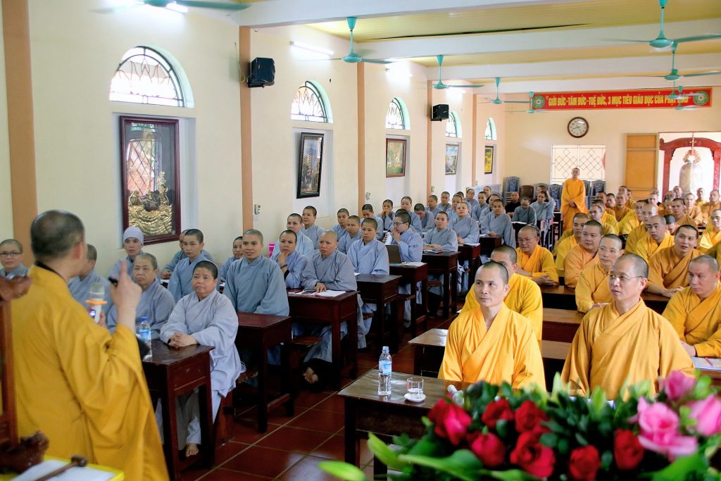 Phú Thọ: TT. Thích Minh Nhẫn, thuyết trình chuyên đề “Ứng dụng truyền thông mạng trong công tác Hoằng pháp và kỹ năng sử dụng Mạng xã hội”
