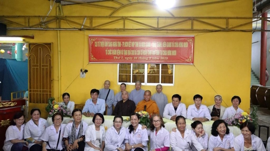 Kiên Giang: Tịnh xá Ngọc Giang cùng đoàn y - bác sĩ “Ánh sáng nghĩa tình” khám bệnh và phát quà tại huyện Cái Nước - Cà Mau