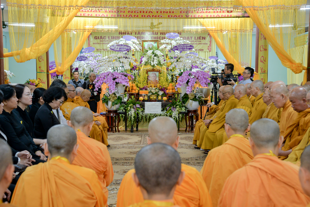 TP.HCM: Trang nghiêm truy niệm và cung tống kim quan cố Ni trưởng Thích Nữ Ngoạt Liên