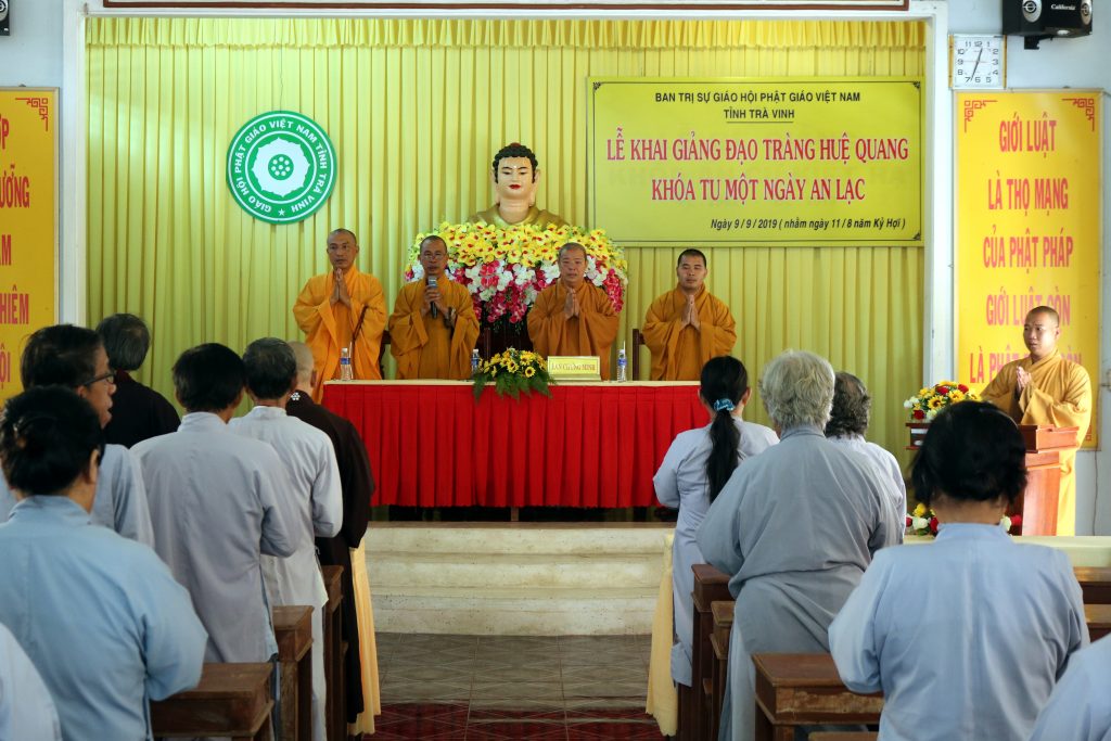 Trà Vinh: Ban Trị Sự GHPGVN tỉnh Khai giảng “Đạo tràng Huệ Quang – Khóa tu Một ngày An lạc”