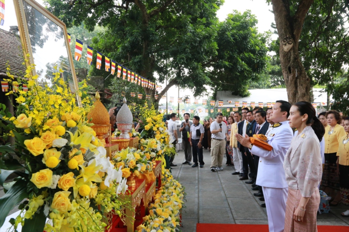 [Video] Hà Nội: Lễ dâng y Kathina tại chùa Quảng Bá