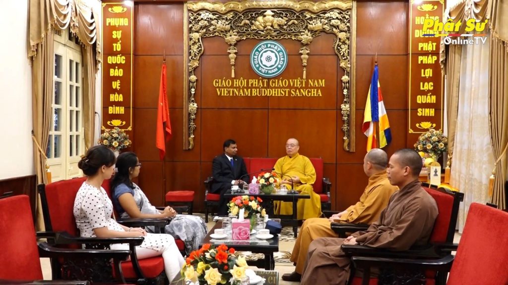 [Video] Hà Nội: Đoàn Đại sứ quán Sri - Lanka đến thăm và lễ Phật tại chùa Quán Sứ