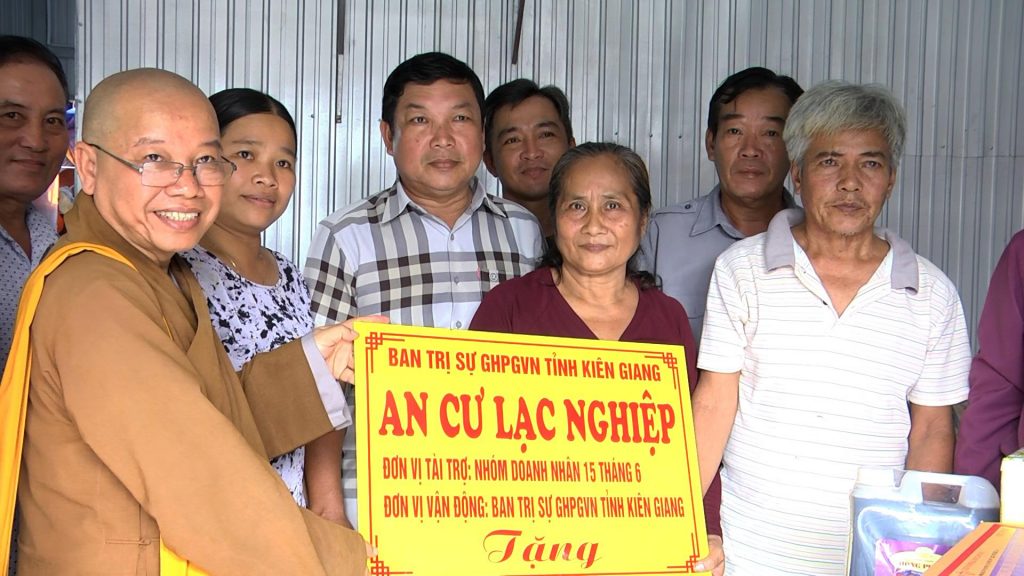 [Video] Kiên Giang: Trao nhà "An cư lạc nghiệp" tại Châu Thành - Kiên Giang