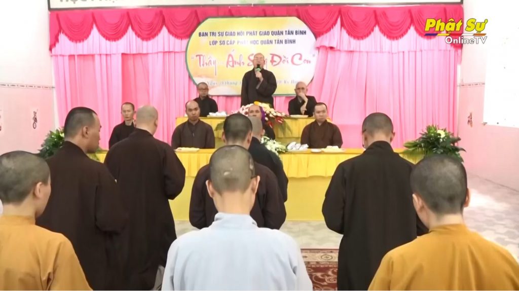 [Video] TP.HCM: Lớp sơ cấp Phật học quận Tân Bình tri ân ngày Nhà Giáo Việt Nam