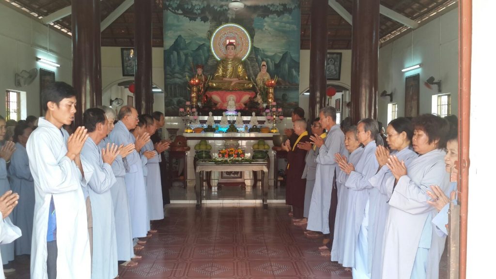 Trà vinh: Khóa tu "Một ngày an lạc" tại chùa Phật Quang