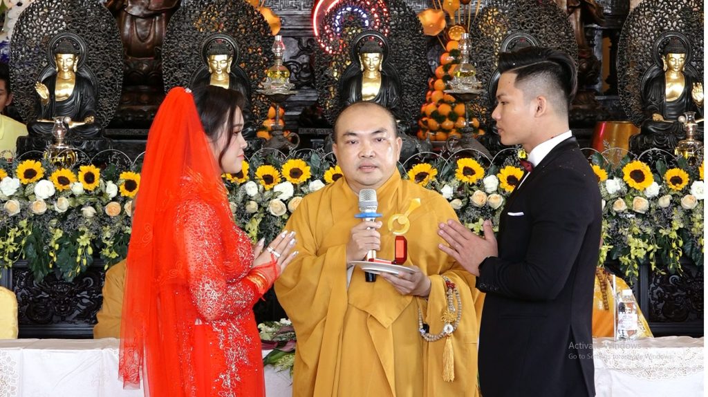 [Video] Kiên Giang: Chùa Hưng Sơn tổ chức Lễ Hằng thuận cho đôi bạn trẻ