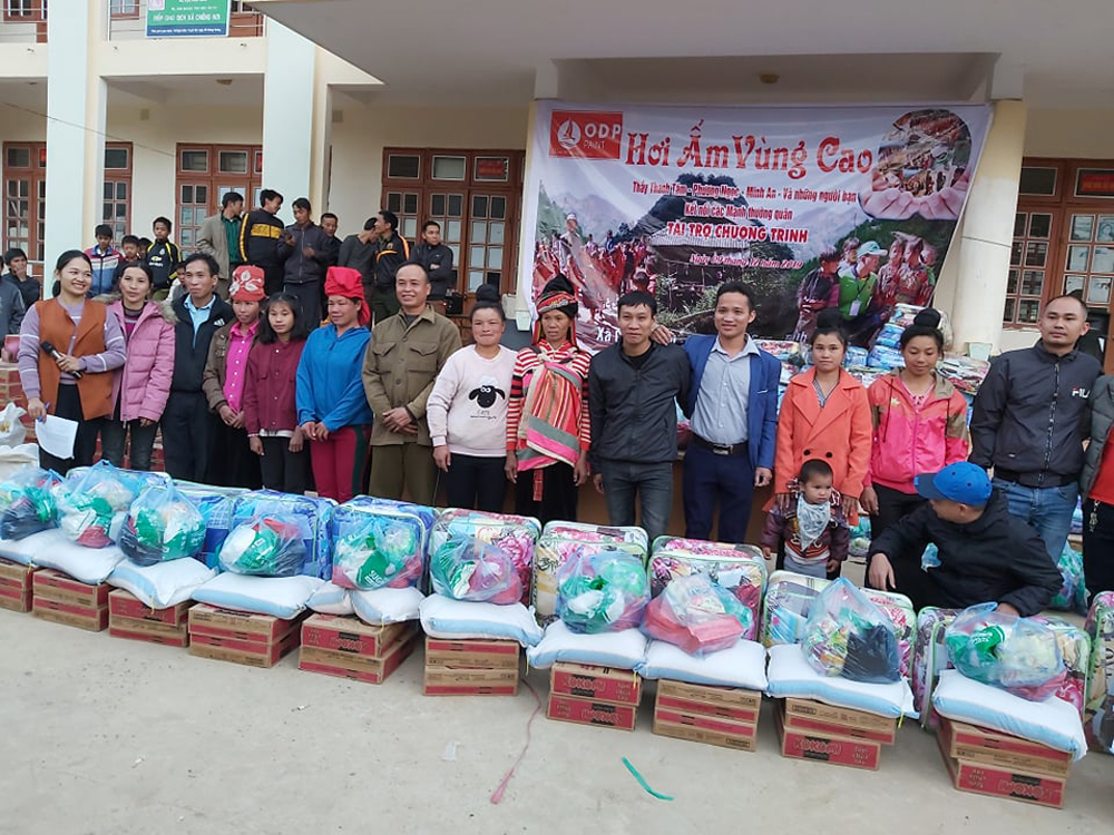 Chương trình từ thiện “Hơi ấm vùng cao” tại Sơn La, Hòa Bình