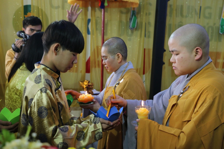 Hà Nội: Đại lễ khánh đản Đức Phật A Di Đà tại chùa Linh Quang