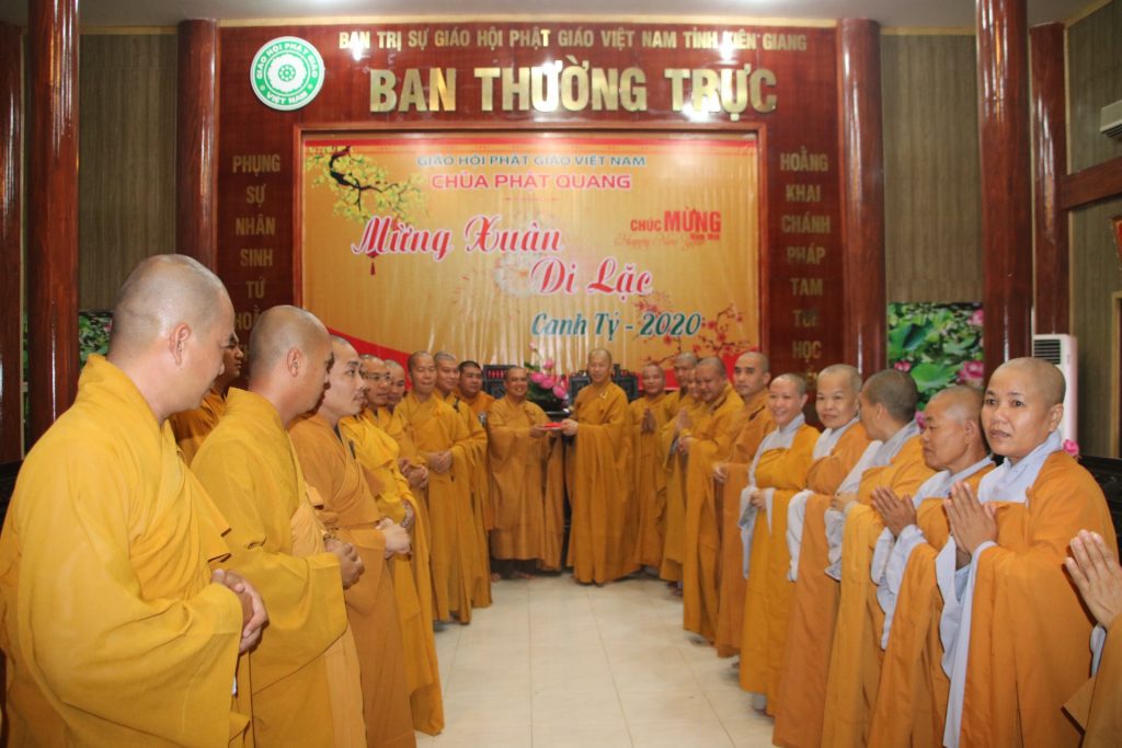 [Video] Kiên Giang: Tông môn Phật Quang, Phật tử khánh tuế, chúc xuân Thượng tọa Thích Minh Nhẫn