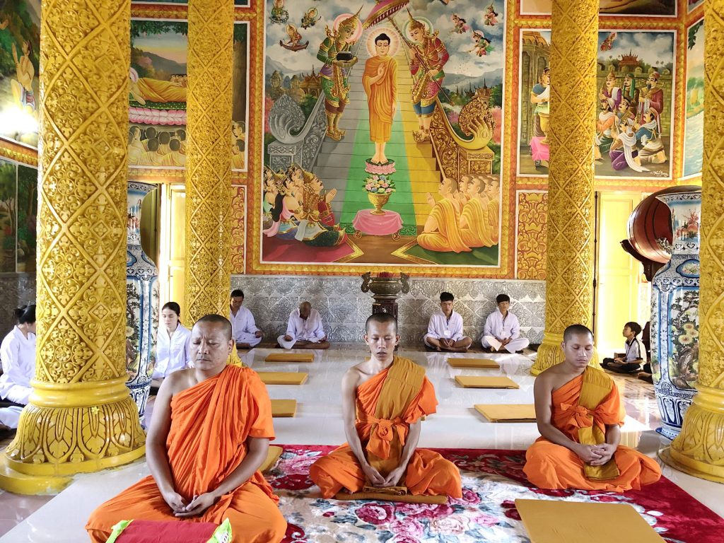 Bạc Liêu: Khóa tu đầu năm tại chùa Cosdon và trao tặng 200 phần quà Tết