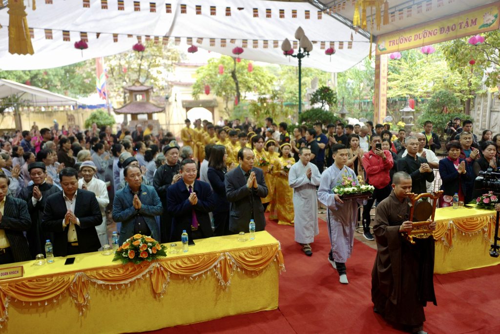 [Video] Hà Nội: Đại lễ kỷ niệm Phật thành Đạo tại chùa Tăng Phúc