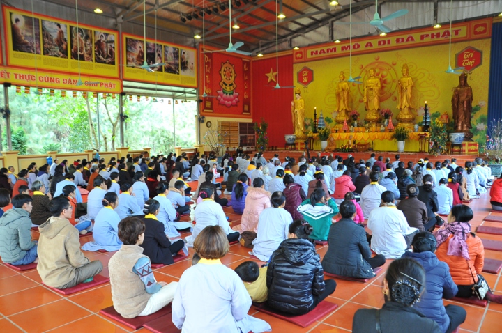 [Video] Hà Nội: Phật tử chùa Kim Long vui đón xuân Canh Tý