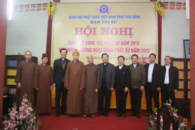 Thái Bình: Tòa Giám mục GP tỉnh thăm và chúc Tết BTS PG tỉnh