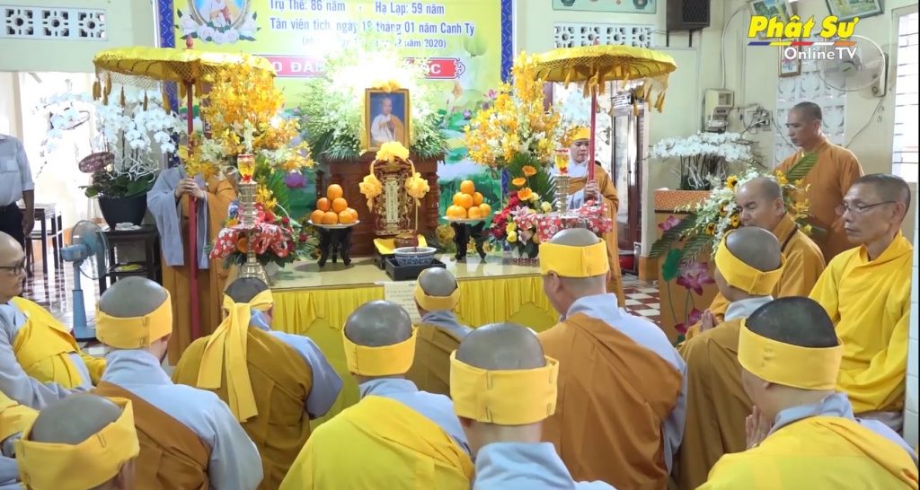 [Video] Đồng Tháp: Cung tống kim quan NT. Thích Nữ Như Hảo nhập bảo tháp