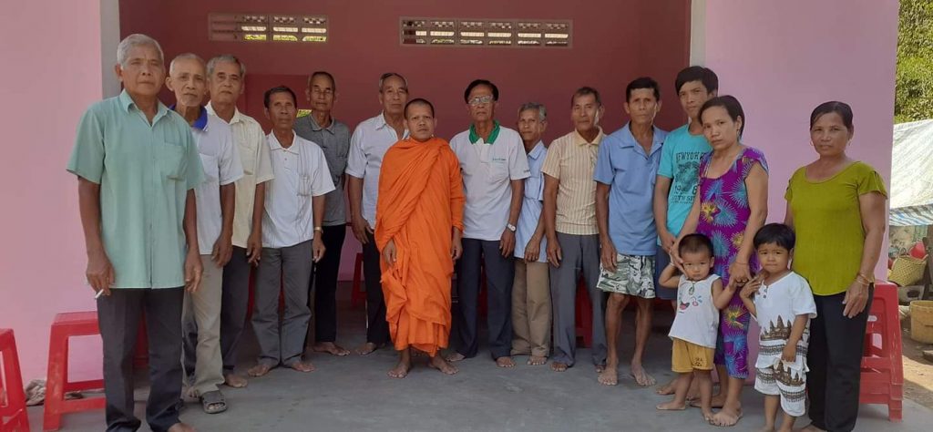 Trà Vinh: Chùa Tha La thăm, chúc mừng gia đình có nhà mới đón tết Chôl Chnăm Thmây