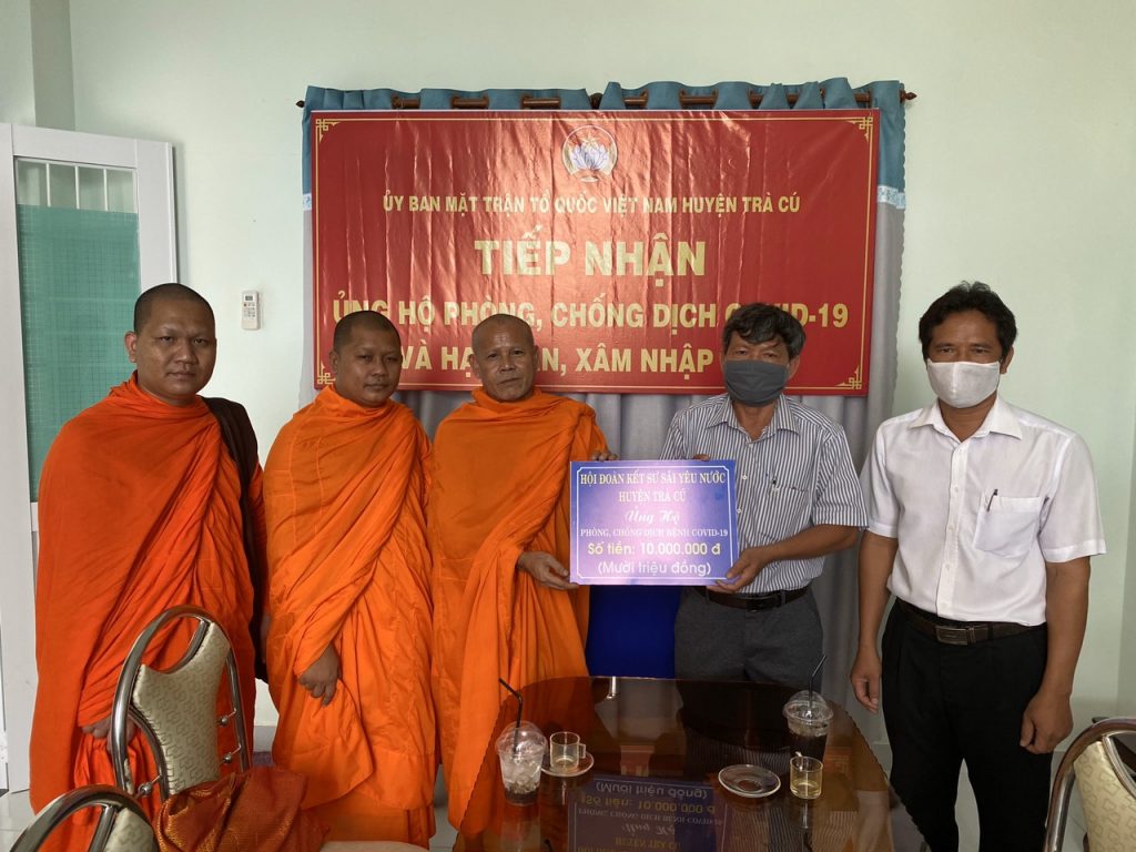 Trà Vinh: Hội Đoàn kết Sư sãi Yêu nước huyện Trà Cú chung tay phòng chống dịch Covid -19, hạn hán, xâm nhập mặn