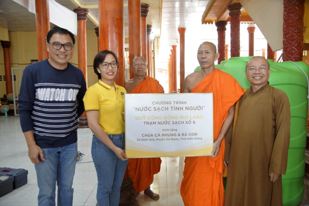 Kiên Giang: Đoàn từ thiện trao tặng trạm cấp nước sạch tại huyện Gò Quao