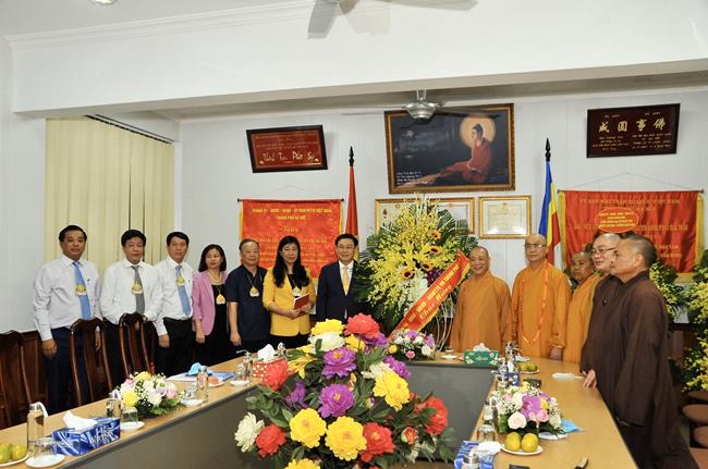 Lãnh đạo các cơ quan ban ngành chúc mừng Phật đản BTS GHPGVN Tp Hà Nội PL.2564 - DL.2020