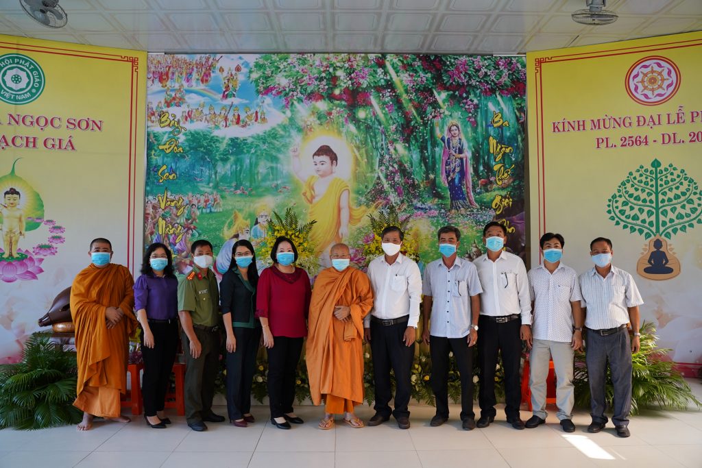 Kiên Giang: Chính quyền tỉnh chúc mừng Phật đản PL 2564