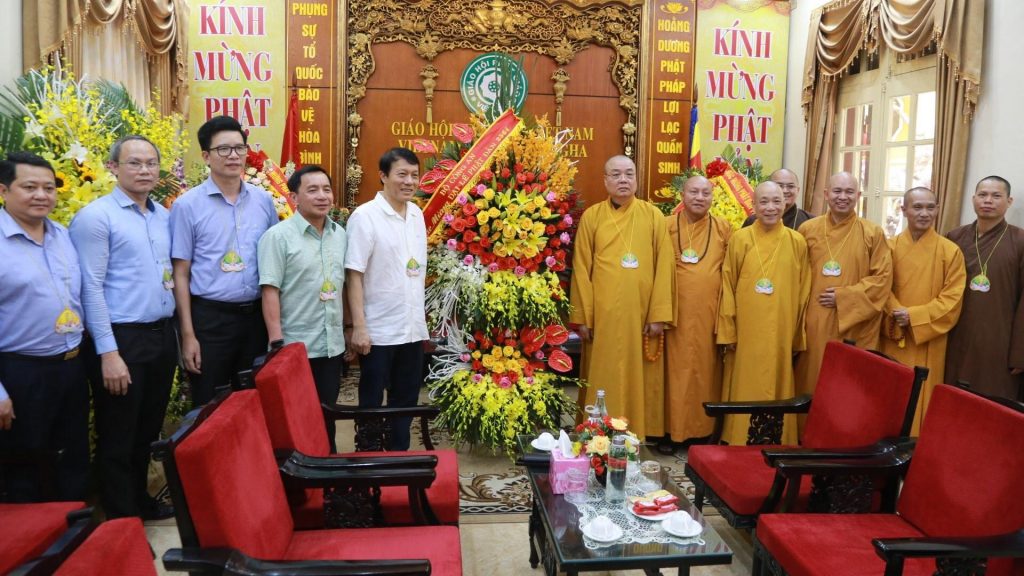 [Video] Hà Nội: Lãnh đạo Bộ Công an chúc mừng GHPGVN nhân dịp Đại lễ Phật đản PL. 2564 – DL. 2020