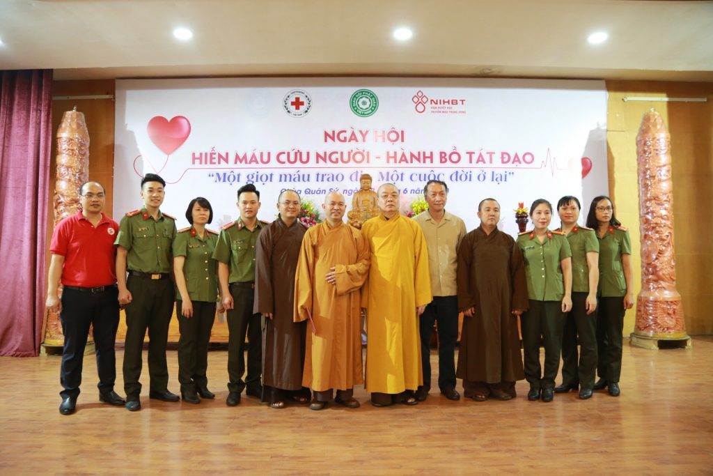 [Video] Hà Nội: Trung ương GHPGVN tổ chức chương trình “Ngày hội hiến máu cứu người – Hành Bồ tát đạo”