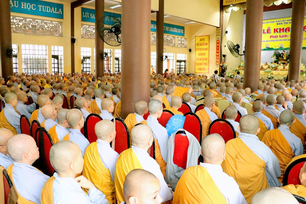 Bình Dương: Ban Trị sự GHPGVN tỉnh trang nghiêm tác pháp An cư Kiết hạ