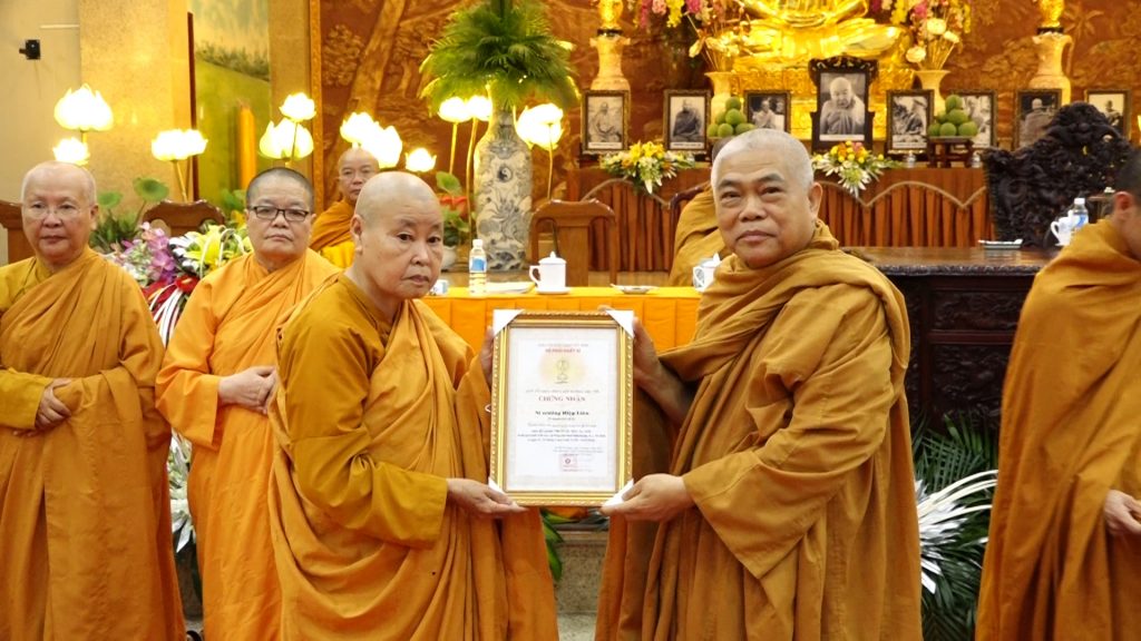 TP.HCM: Lễ bế mạc khóa bồi dưỡng trụ trì tại Pháp viện Minh Đăng Quang