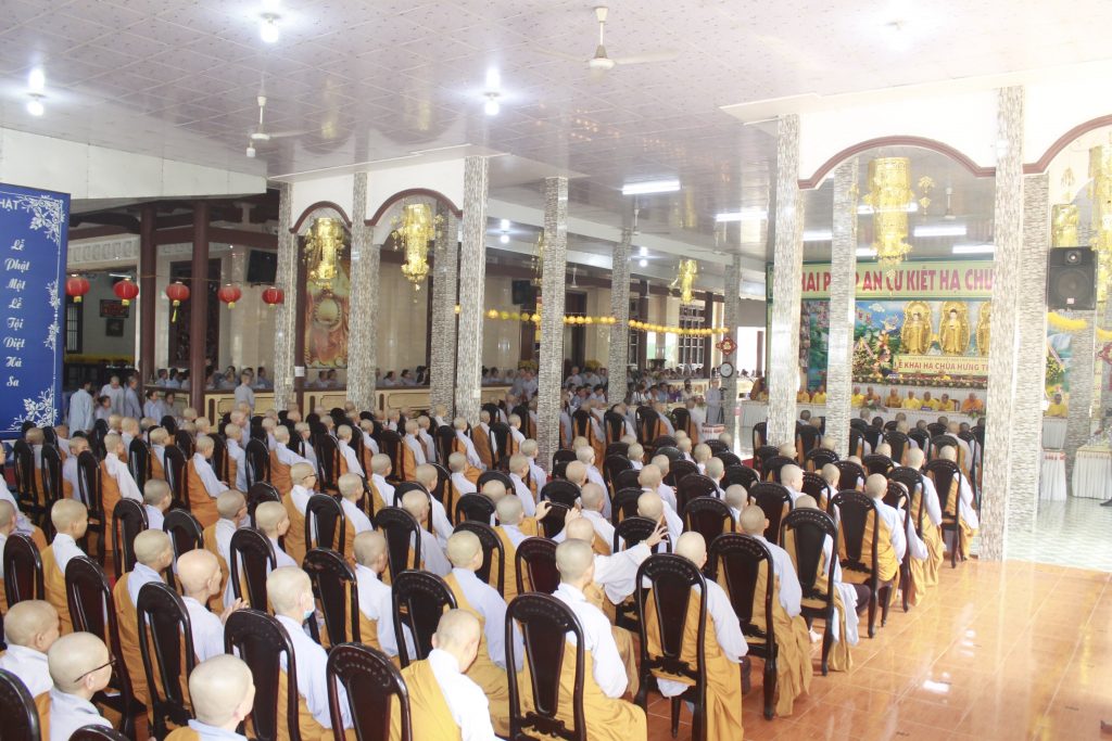 Đồng Tháp: Khai giảng cho 366 hành giả an cư chùa Hưng Thiền