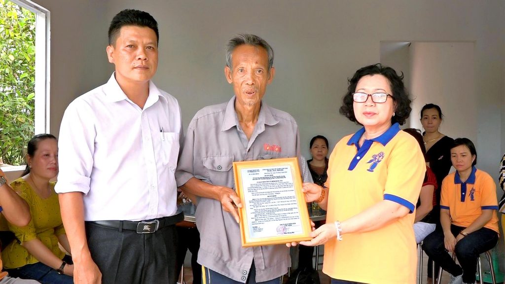 Đồng Tháp: Hội từ thiện Hạnh Nguyện Bình An bàn giao nhà mái ấm tình thương tại huyện Cao Lãnh