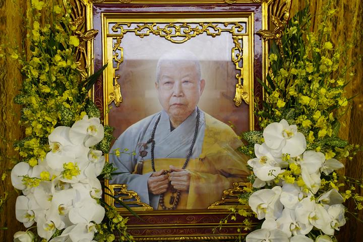 Hà Nội: Lễ nhập kim quan Cố Ni trưởng Thích Đàm Nhâm