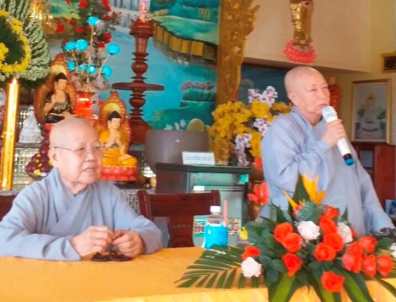 Cà Mau: Quý Ni trưởng trong Phân ban Ni giới Trung ương thăm trường hạ Ni tại chùa Kim Sơn